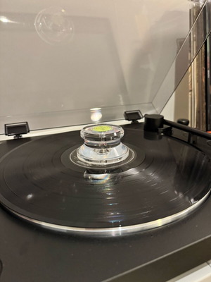 Record Weight με αλφάδι για πικάπ σαν καινούργιο, διάφανο 145gr