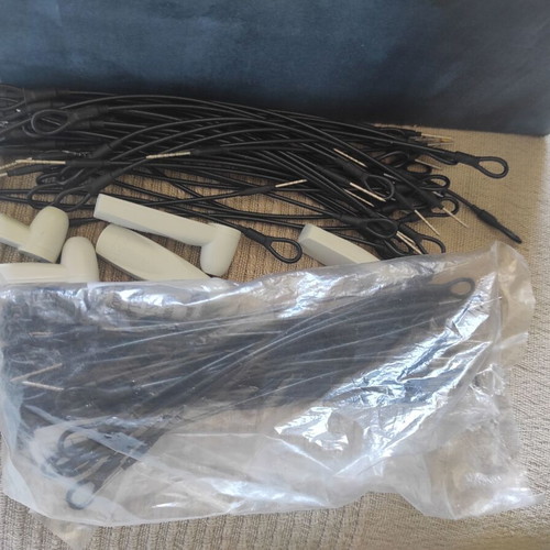 Clothing security tags new, pack of 52 with wires for clothes and accessories