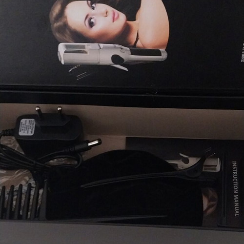 Ihair Keratin Umate Split Ends device like new with charger and cleaning brush