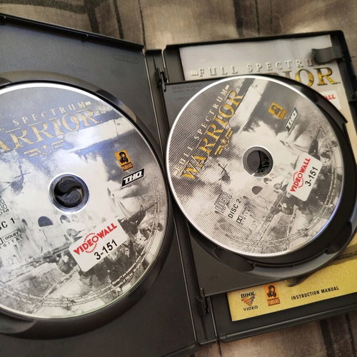Full Spectrum Warrior PC game used, 3 CD