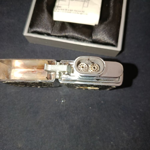 Zorr Metal Windproof Lighter like new in box