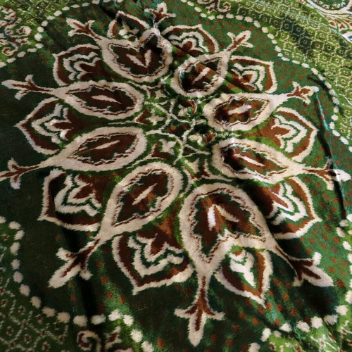 Vintage velvet tablecloth 160 x 160 like new