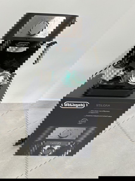 Delonghi Καφετιέρα Espresso Χειροκίνητη EC260.BK