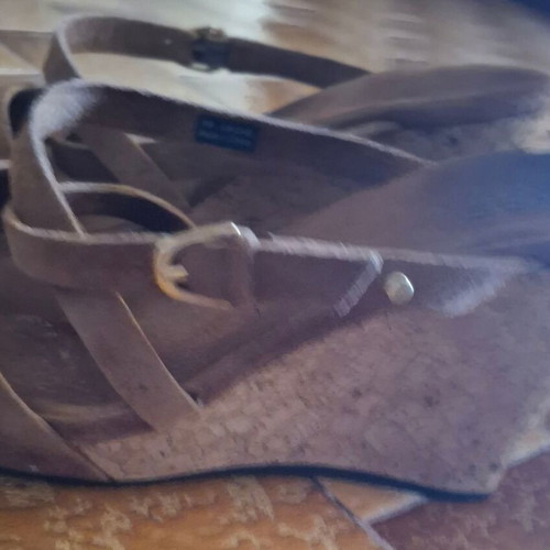 Ugg Australia platform sandals size 39 like new, brown
