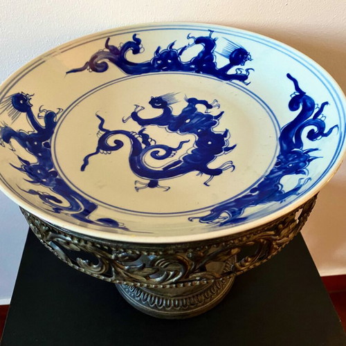 Decorative piece with metal base and ceramic plate from China like new