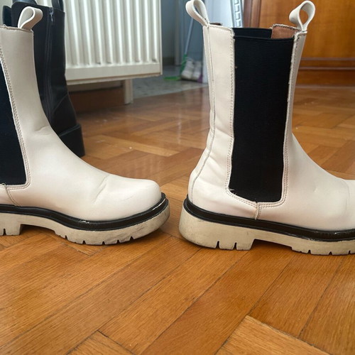 Chelsea boots white used size 37