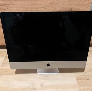 Apple iMac “Core i5” (A1418, 21.5”, late 2015)