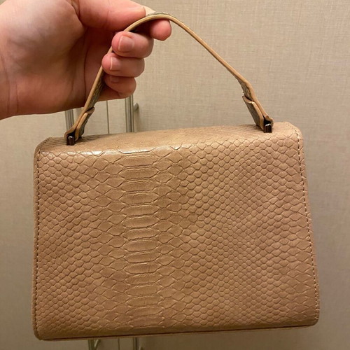 Beige shoulder bag new, medium size