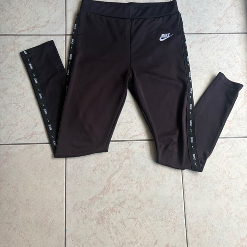 Nike women's leggings used, size S, black
