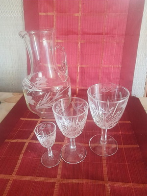 Vintage French Glassware Set 25 Pieces mint condition, service for 8