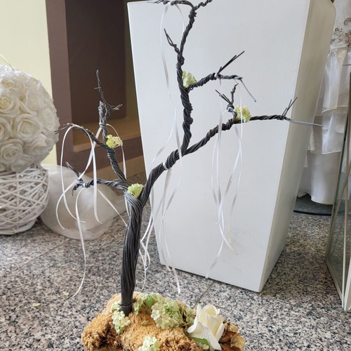 Handmade decorative tree like new wire art with stone base
