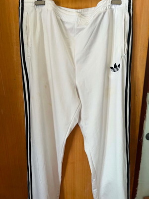 Adidas tracksuit like new, size 2XL, white and black
