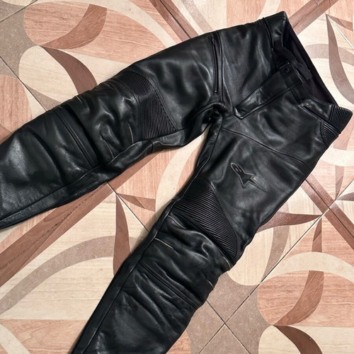 Alpinestars motorcycle pants made of genuine leather like new