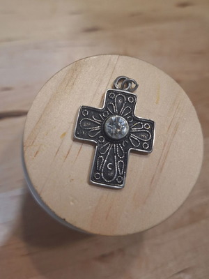 Silver cross 925 with white zircon like new, antique unused