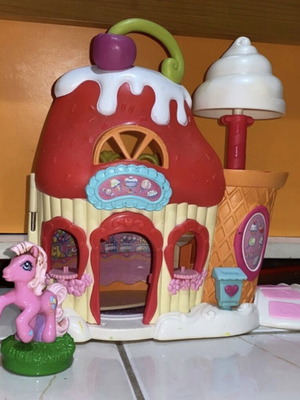 My Little Pony Ponyville Ice Cream Shop употребяван