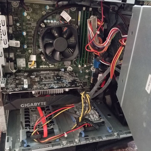 Dell Alienware Aurora R-5 desktop used, Intel i7, GTX 1650, 16GB RAM