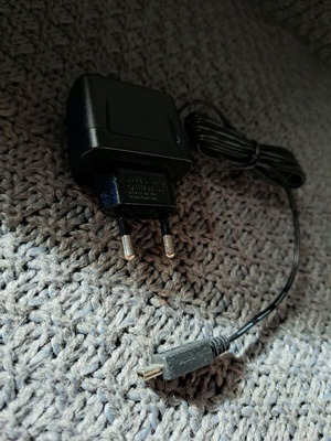 Mini USB charger like new