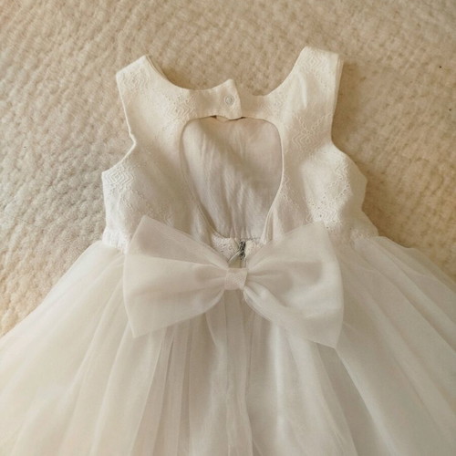 Tulle dress like new for girl 2-2.5 years old, white