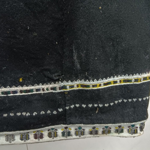 Collectible traditional wool dress with triple border used