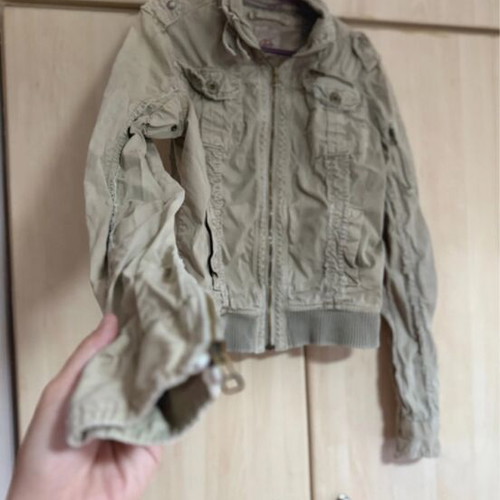 Moritz thin jacket like new, size M