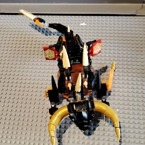 Lego Ninjago Cole Earth Dragon used, original set missing one orange wing
