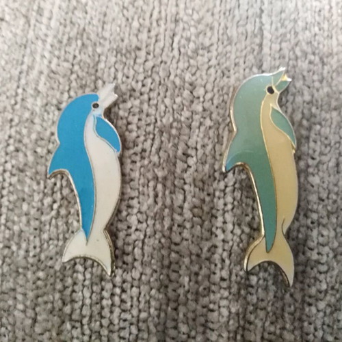 Lapel pins used, set of 2 pieces