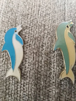 Lapel pins used, set of 2 pieces