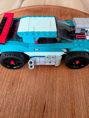 LEGO Creator 31127 3-in-1 Street Racer set used, 258 pieces