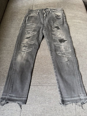 Guess jeans used, size S, black with patches