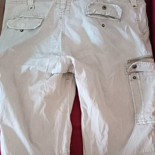 Cargo shorts like new, size large (48), beige