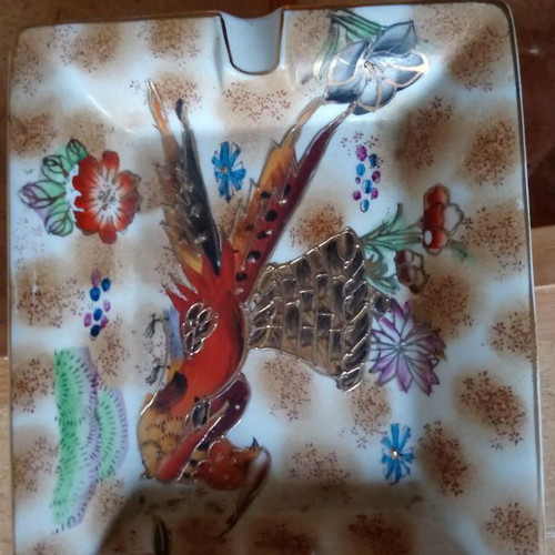 Satsuma 3 decorative items like new, vase, plate, ashtray