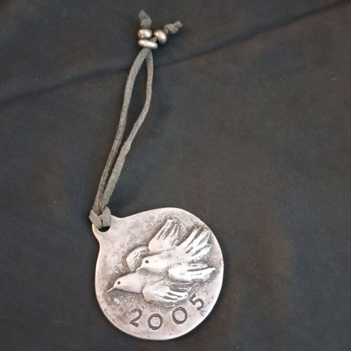 Tanagra keychain used, 18cm length, 6cm pendant
