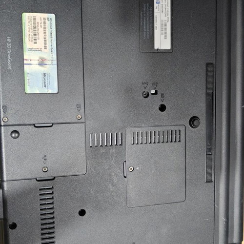HP Compaq 6735s Laptop used for parts or repair
