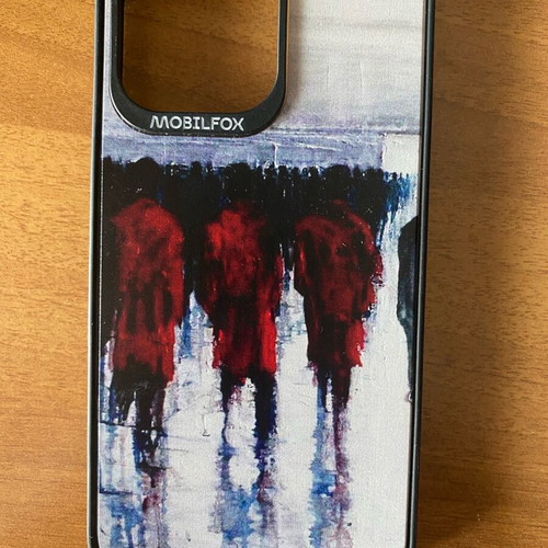 Mobilfox 16 Pro Max case like new