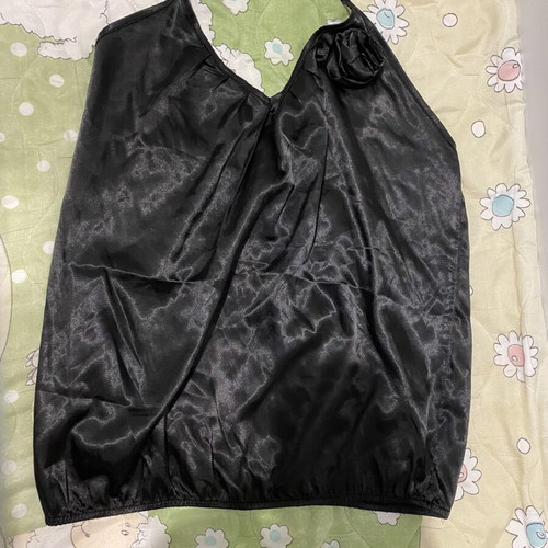Blouse like new, size M, black