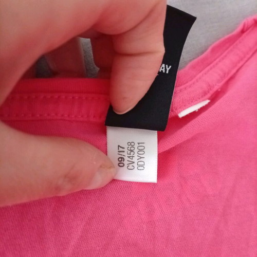 Adidas pink short sleeve shirt like new