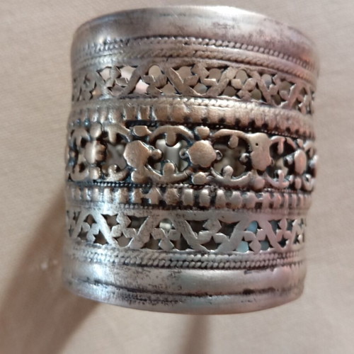 Bracelet old silver low grade, like new, diameter 6cm