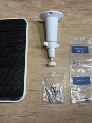 Eufy Camera Solar Panel eufycam T8700 used, wireless charging