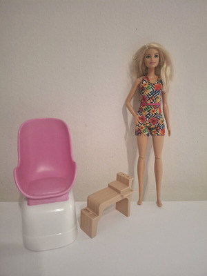 Barbie wellness manicure institute used