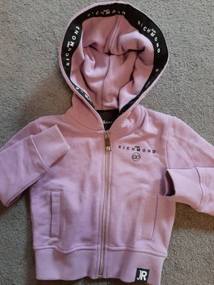 Richmond sweatshirt like new for 2-3 years