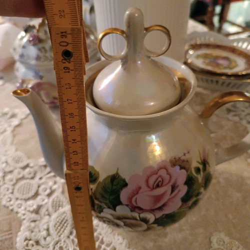Vintage teapot like new