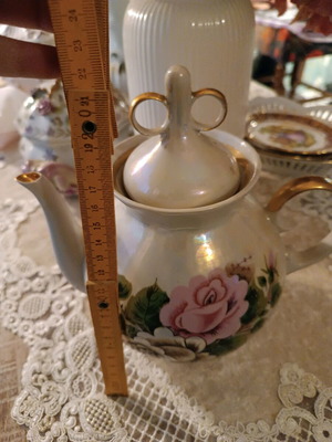 Vintage teapot like new