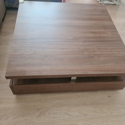 Neoset Coffee Table like new, heavy wood, walnut finish, 100x100 cm