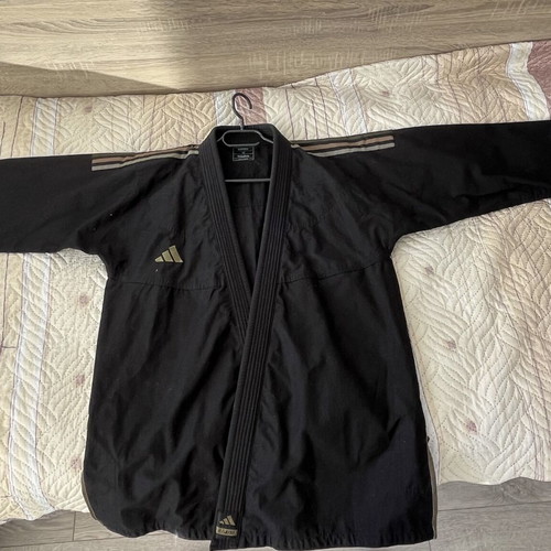 Adidas Brazilian Jiu Jitsu gi like new, size A2, black