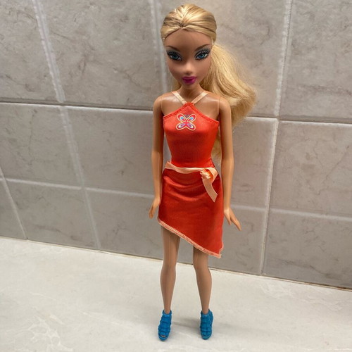 Mattel My Scene doll used
