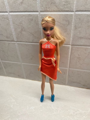 Mattel My Scene doll used