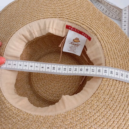 Karfil Hats women's hat like new beige