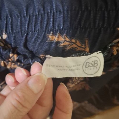 BSB pants like new with elastic waist and floral pattern