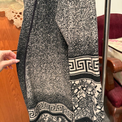 Long cardigan with patterns new, black and white
