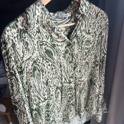 Zara women's shirt new, size S, beige and green